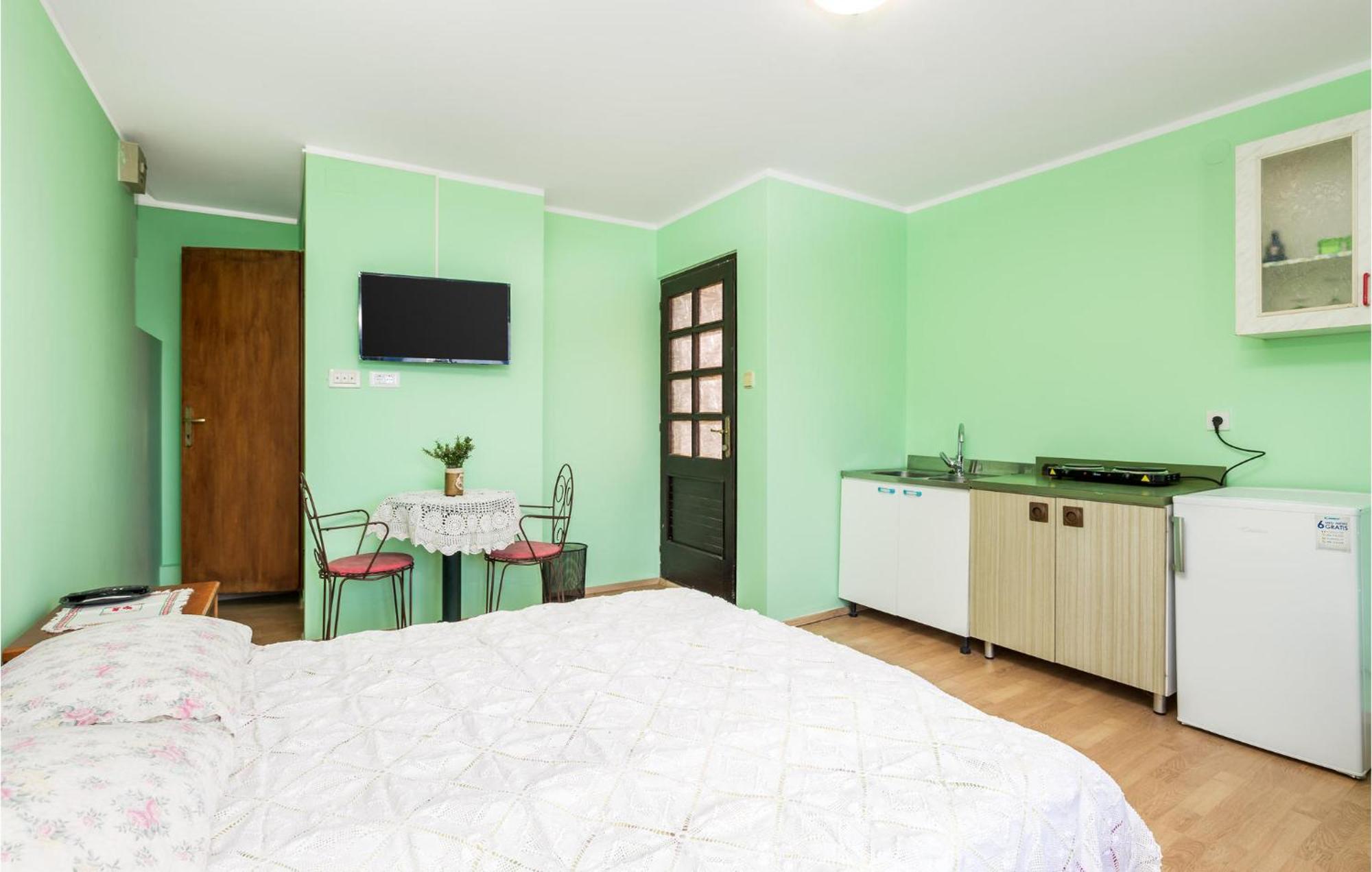 Cozy Apartment In Starigrad With House Sea View Luaran gambar
